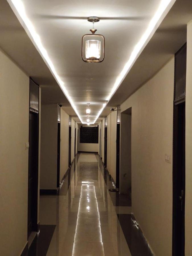 New Hotel Suhail Hyderabad Exterior foto
