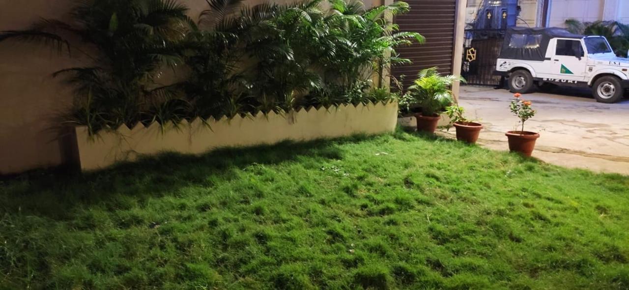 New Hotel Suhail Hyderabad Exterior foto